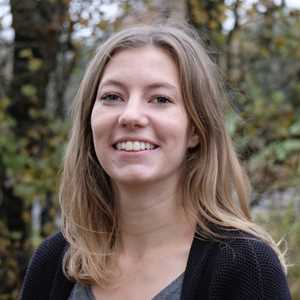 Noémie, un développeur de site web à Saint-Denis