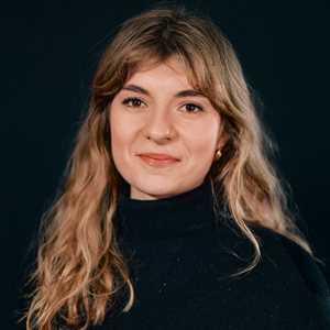 Clara, un vidéaste freelance à Sète