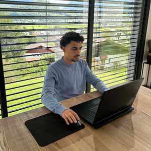 Luca, un créateur de symboles à Annecy